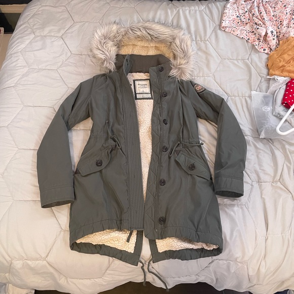 Abercrombie & Fitch Jackets & Blazers - Abercrombie & Fitch Winter Parka Jacket